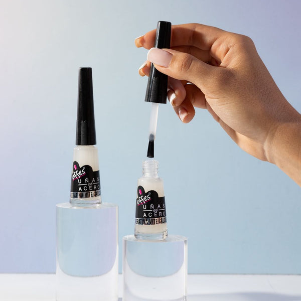 UÑAS DE ACERO